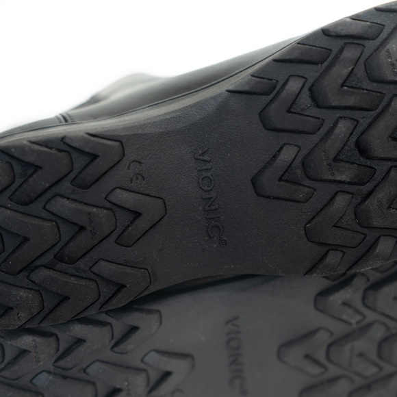 Vionic. New! Waterproof Evergreen Ankle Boots. - Picture 13 of 13